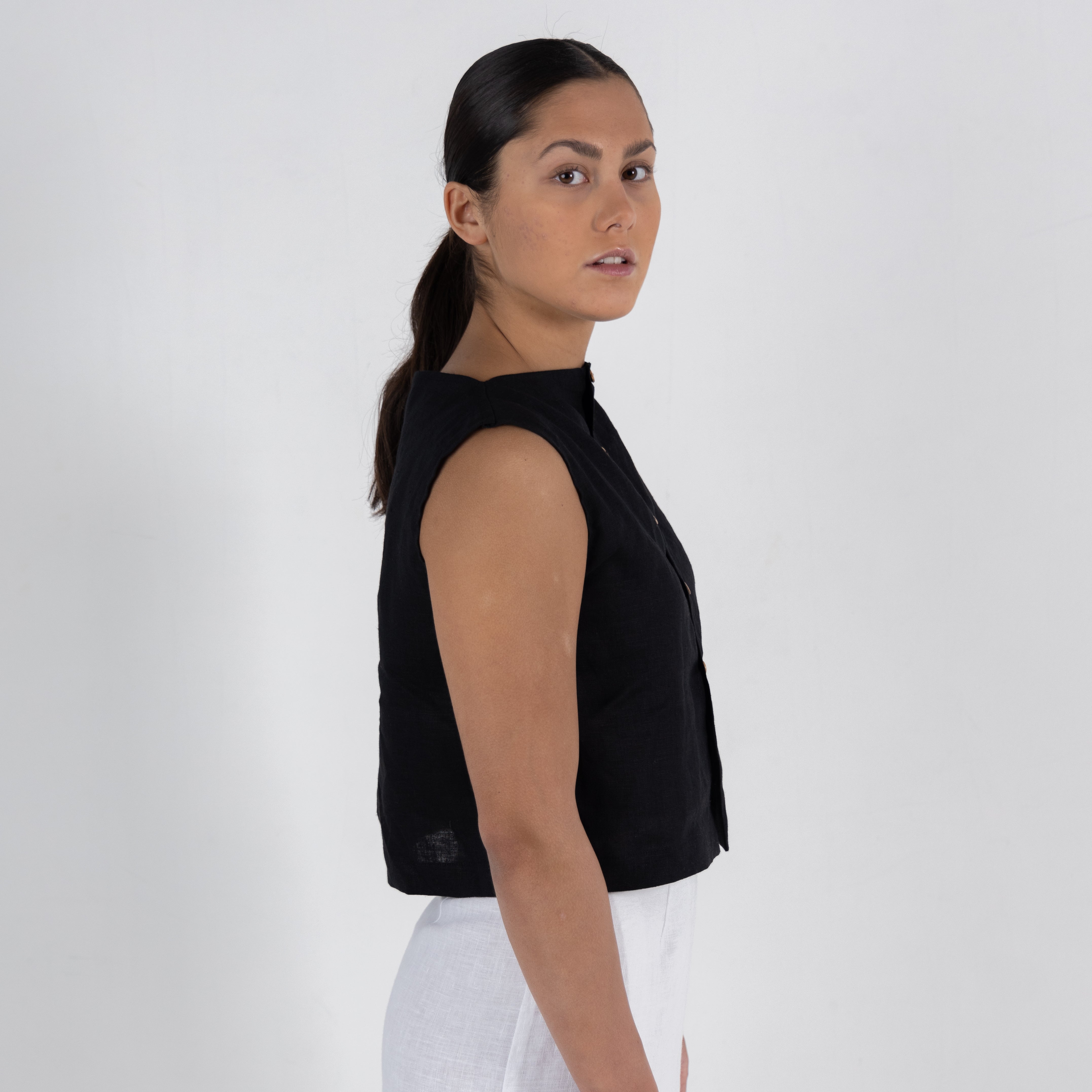 SAMPLE SALE: LUOTO-PAITA