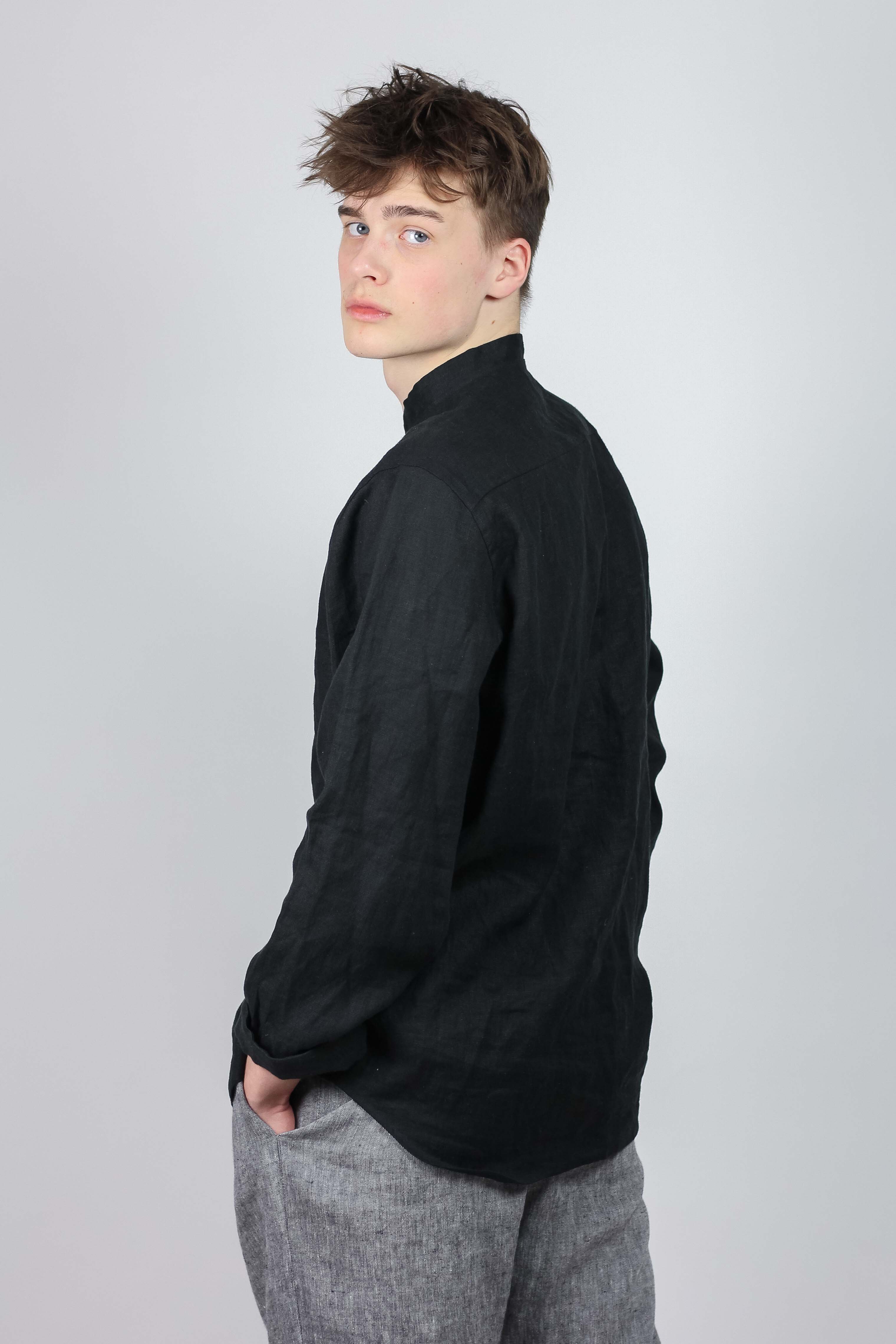 SAMPLE SALE: PASAATI-PAITA, AIKUISET