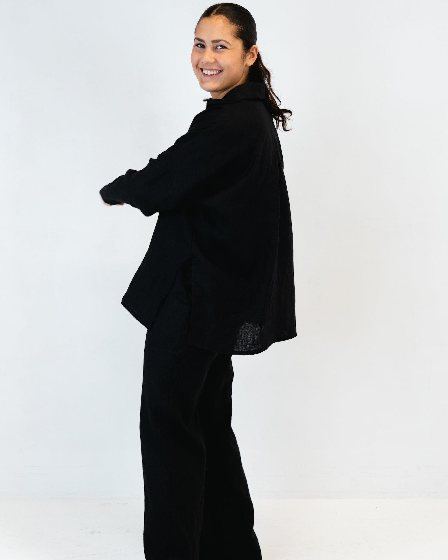 SAMPLE SALE: PUHURI-PAITA