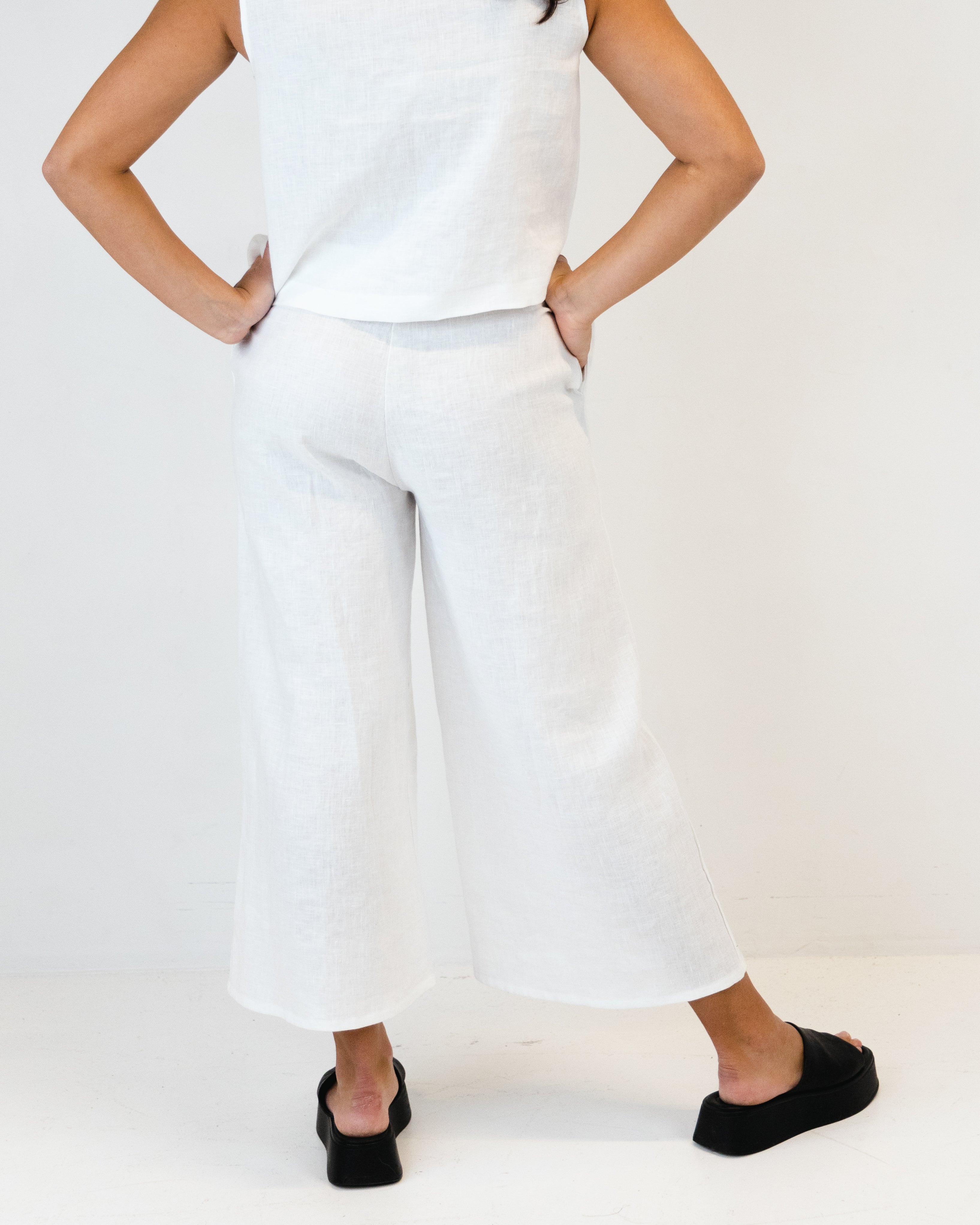 SAMPLE SALE: LIEHU-HOUSUT