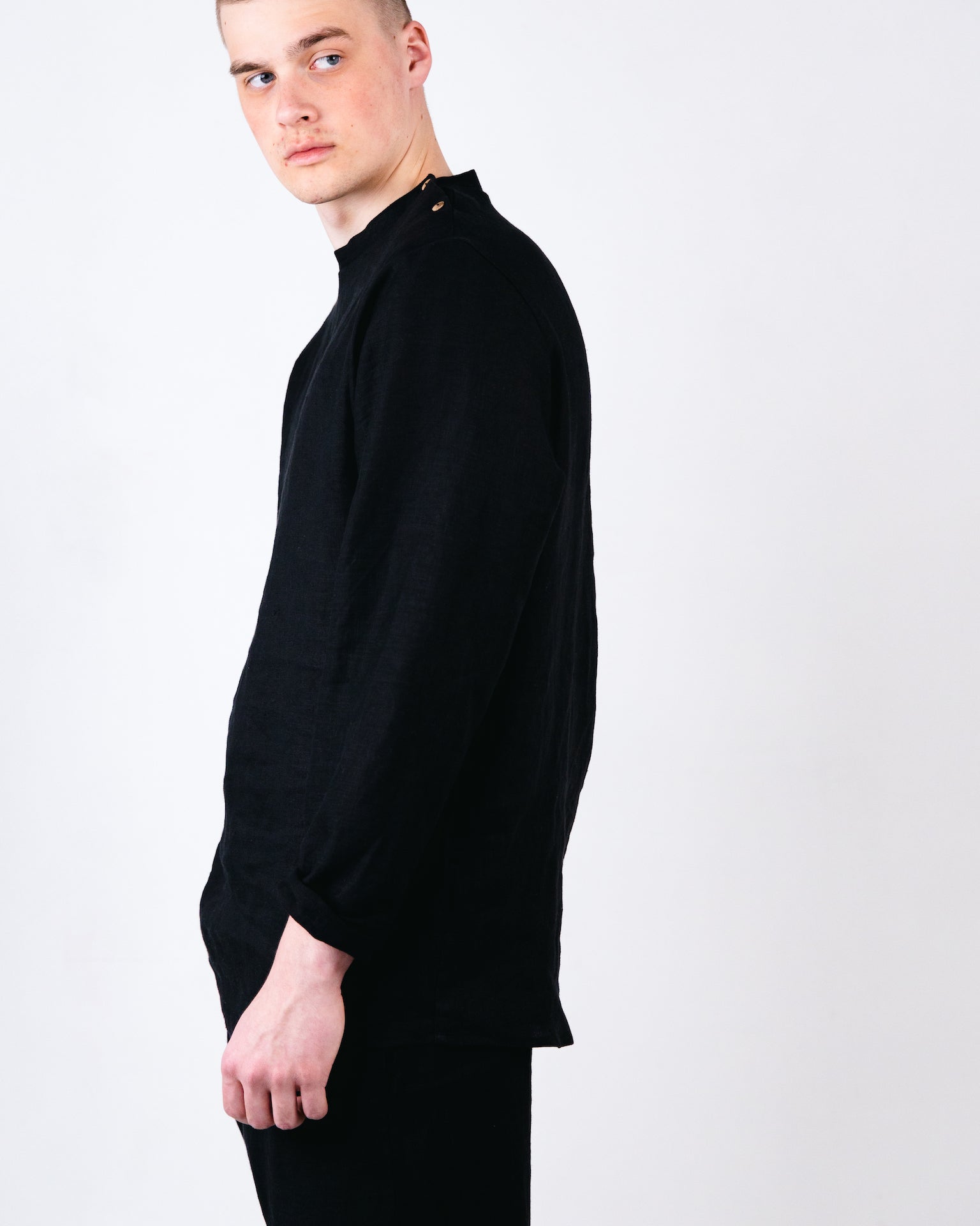 SAMPLE SALE: POUTA-PAITA, AIKUISET