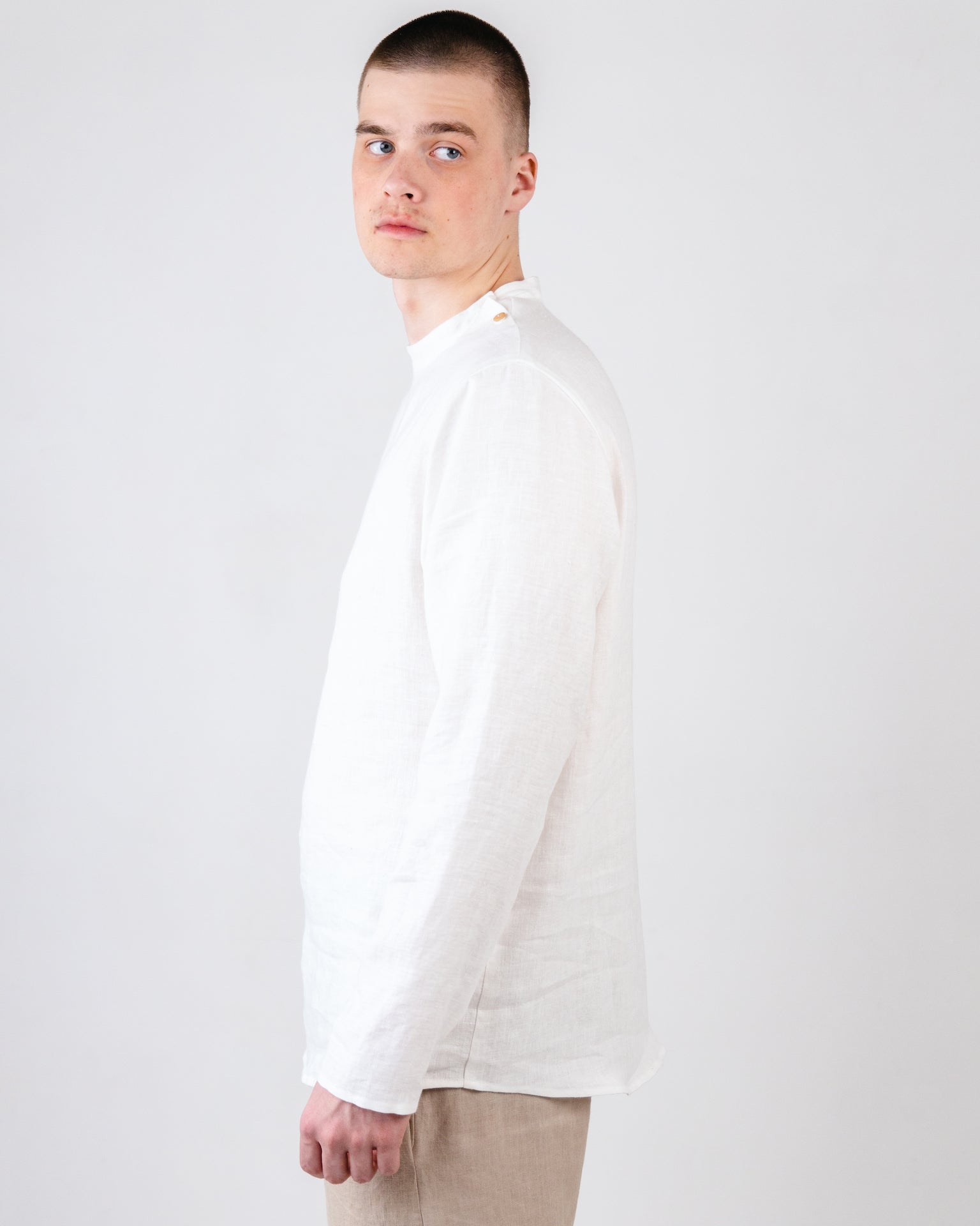 SAMPLE SALE: POUTA-PAITA, AIKUISET