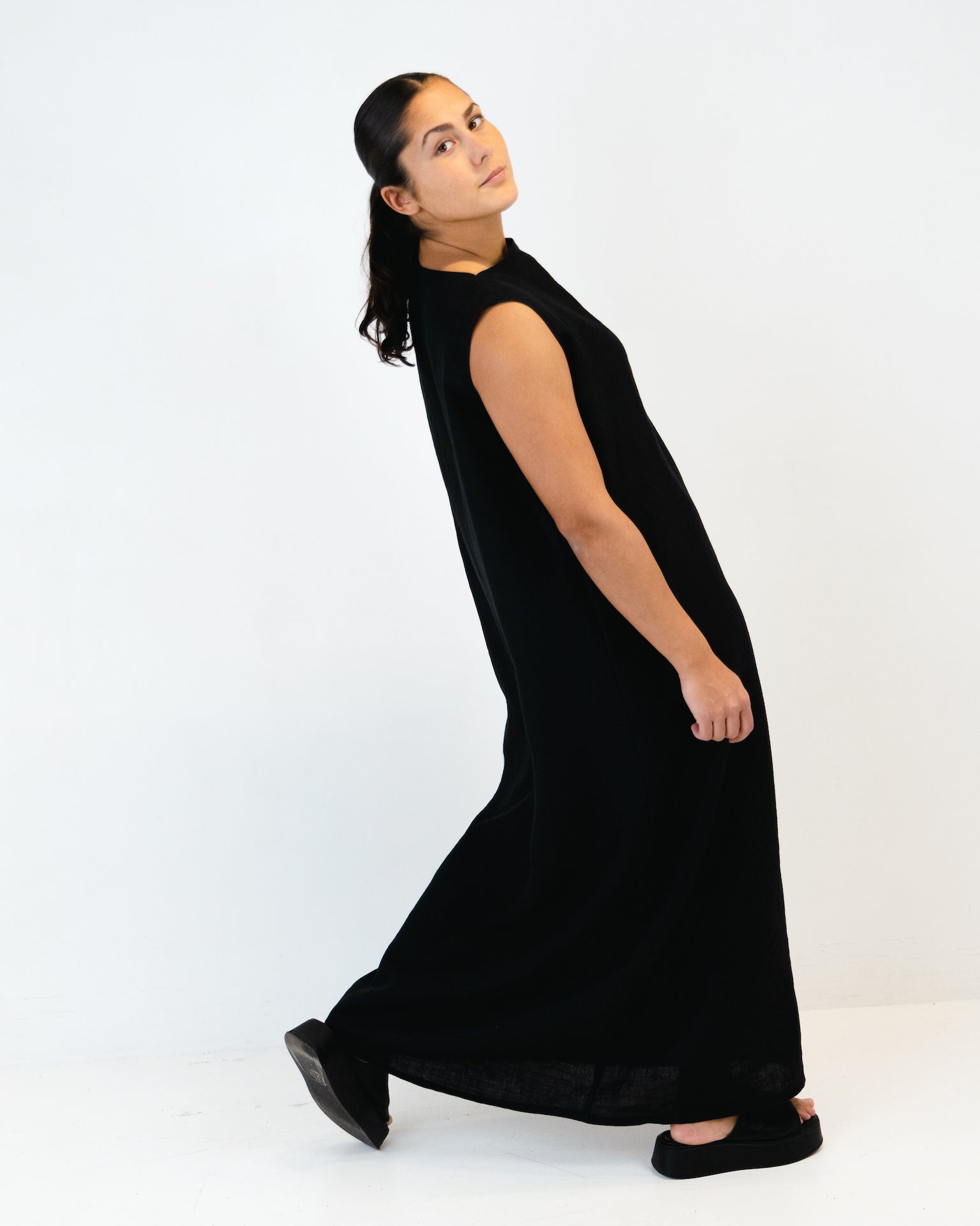 SAMPLE SALE: PUHURI-MEKKO