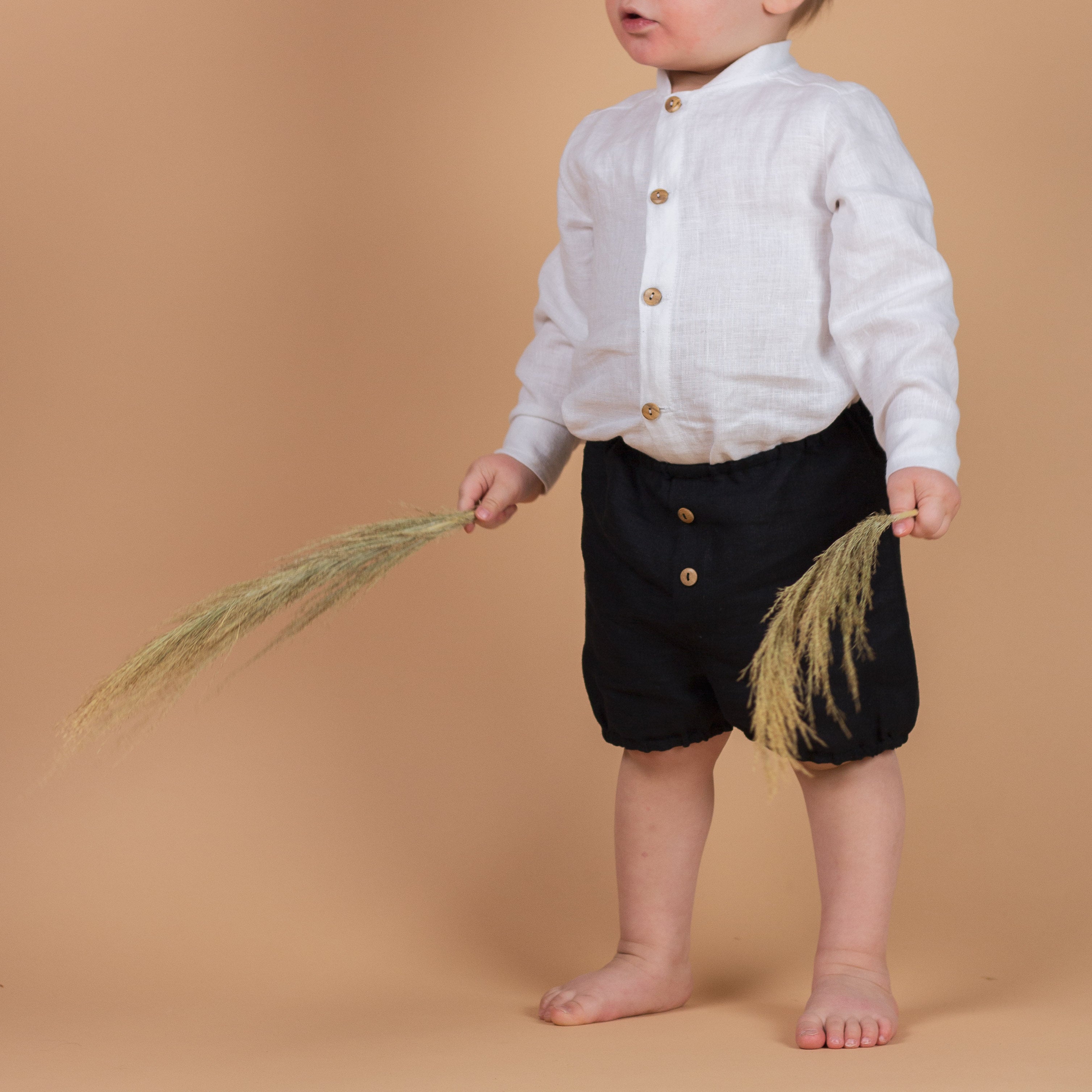 SAMPLE SALE: PUUSKA-SORTSIT