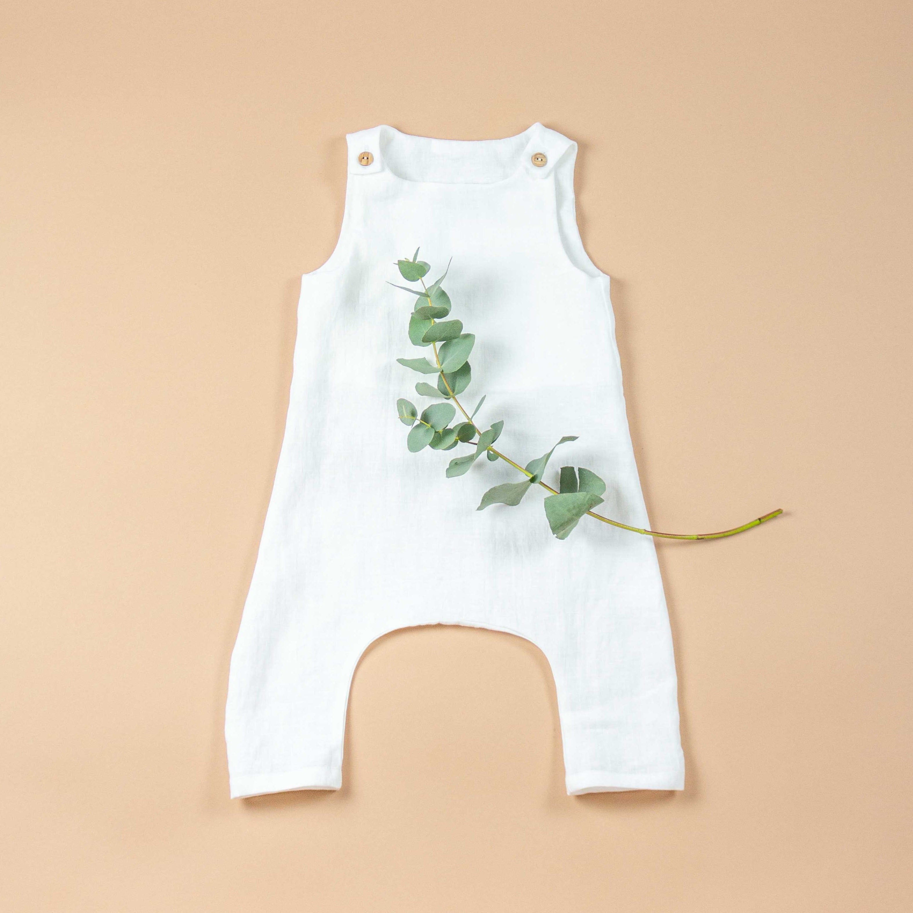 SAMPLE SALE: PASAATI-HENKSELIHOUSUT